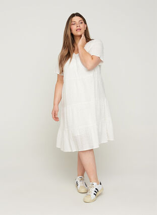 Short-sleeved dress with broderie anglaise, Bright White, Model image number 0
