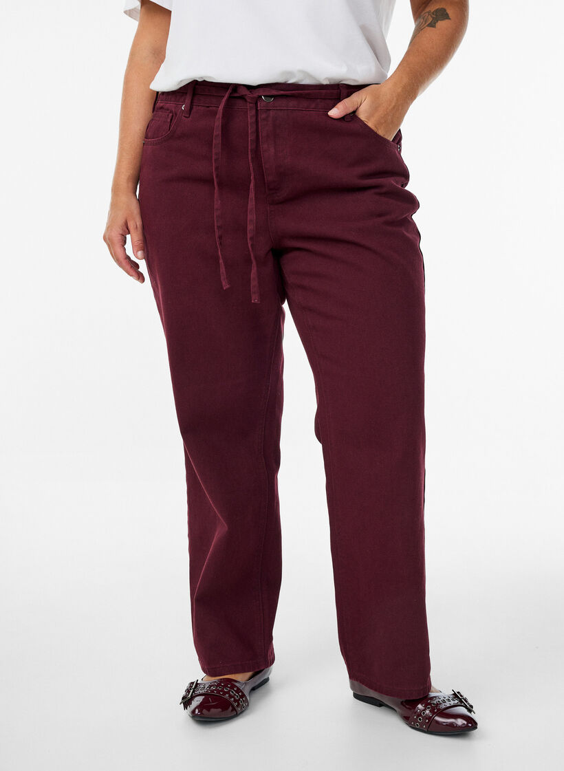 Coloured high-waisted jeans with a tie-belt, Red, Model image number 2