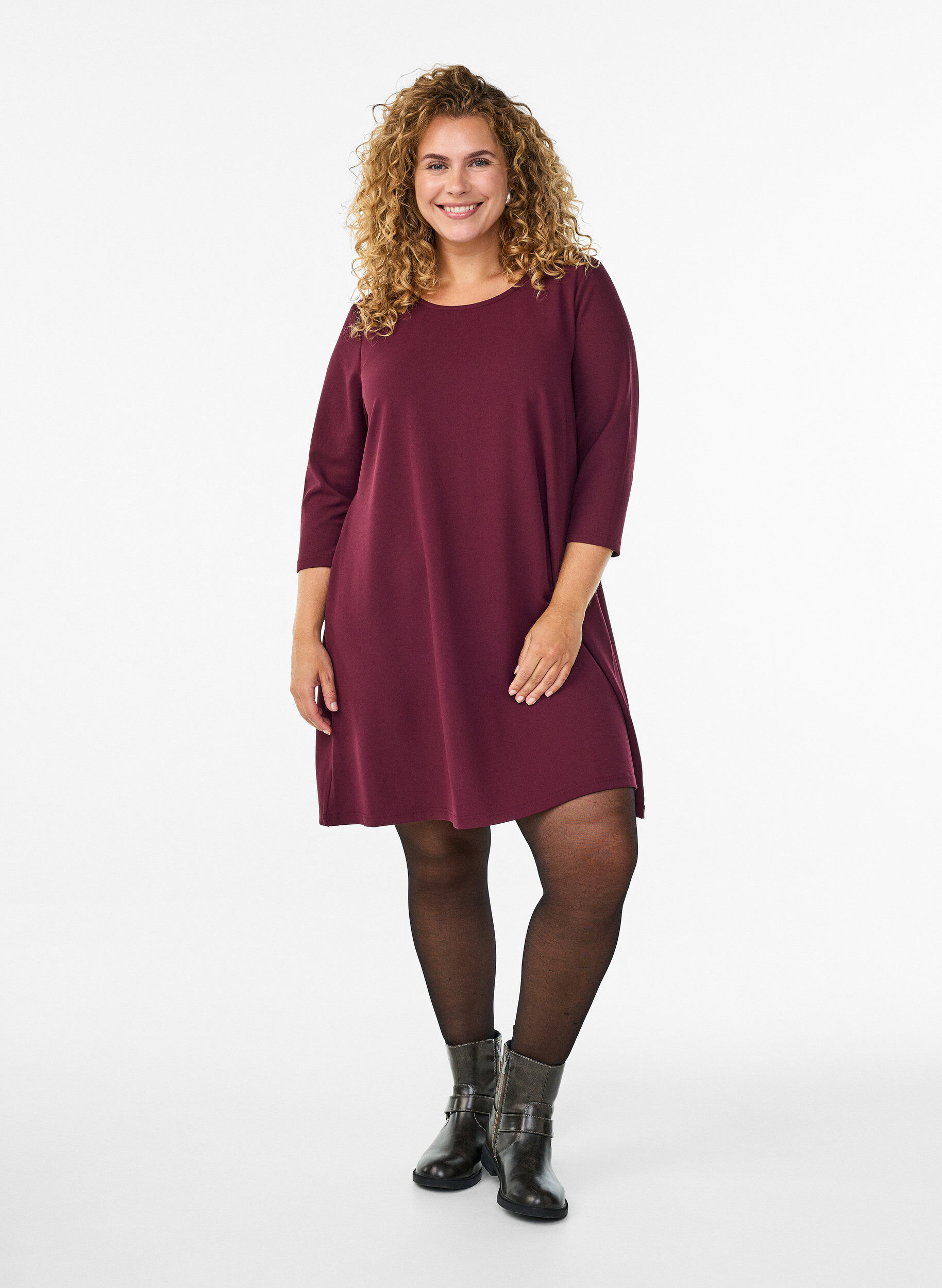 ZizzifashionShort A-line dress with 3/4 sleeves, Red, Model image number 1