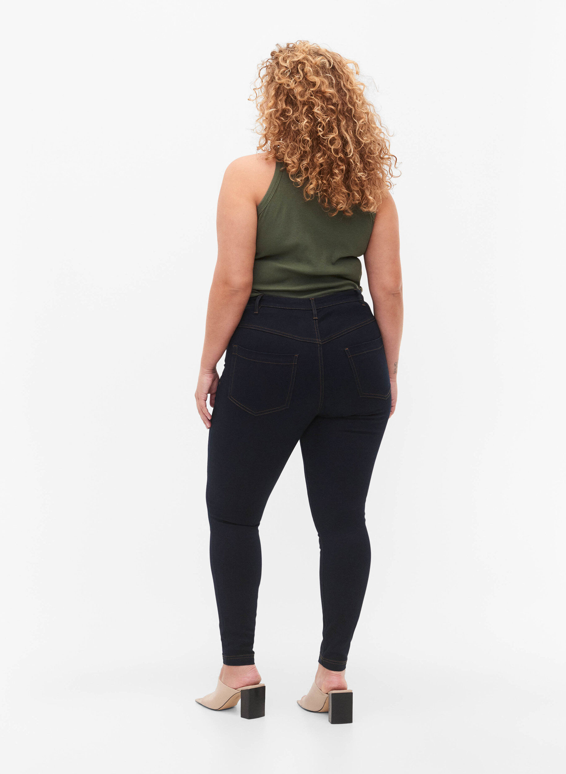 Zizzifashion Super slim Amy jeans with high waist, Tobacco Un, Model image number 1