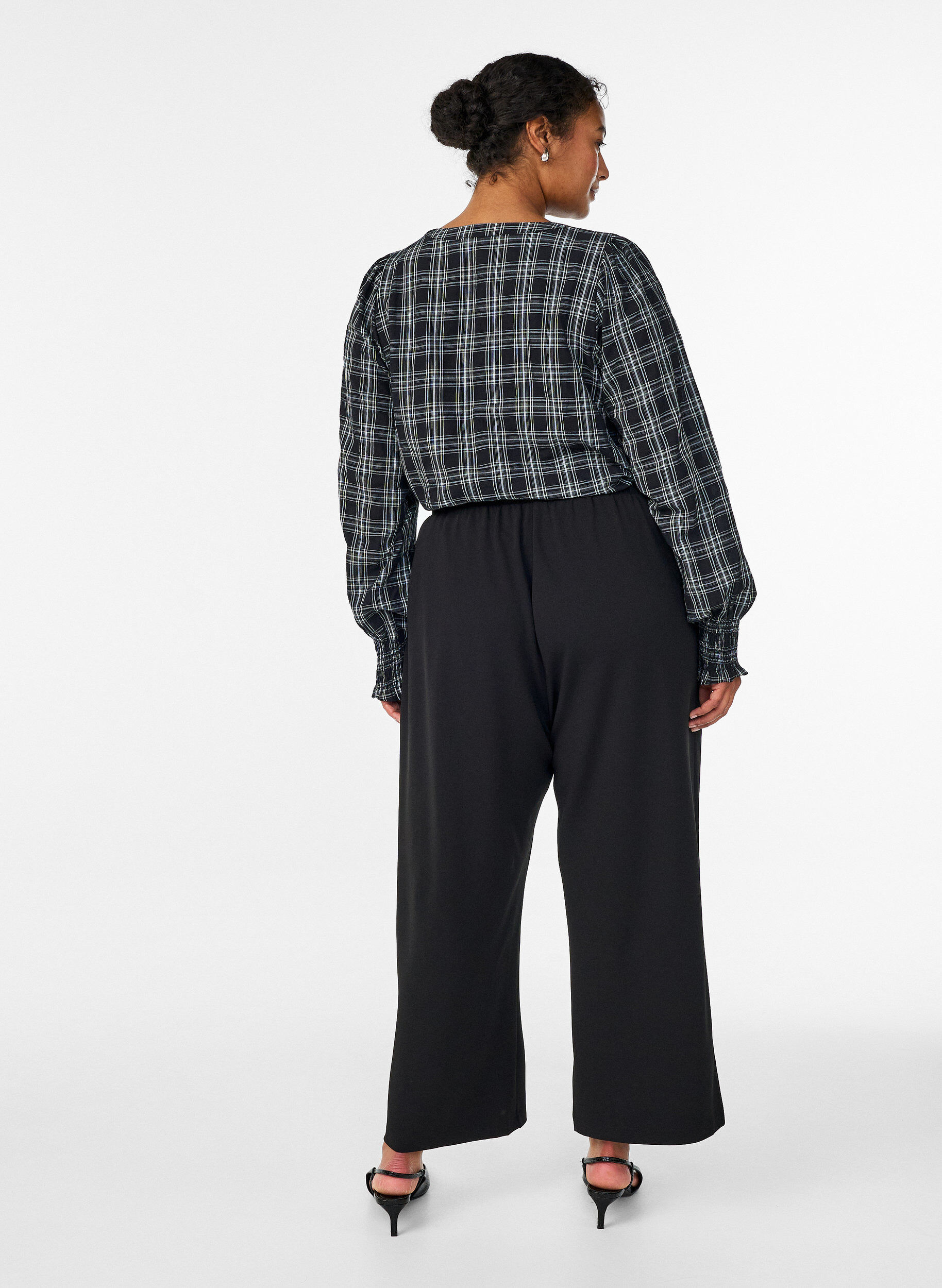 Zizzifashion Loose trousers with pockets, Black, Model image number 1