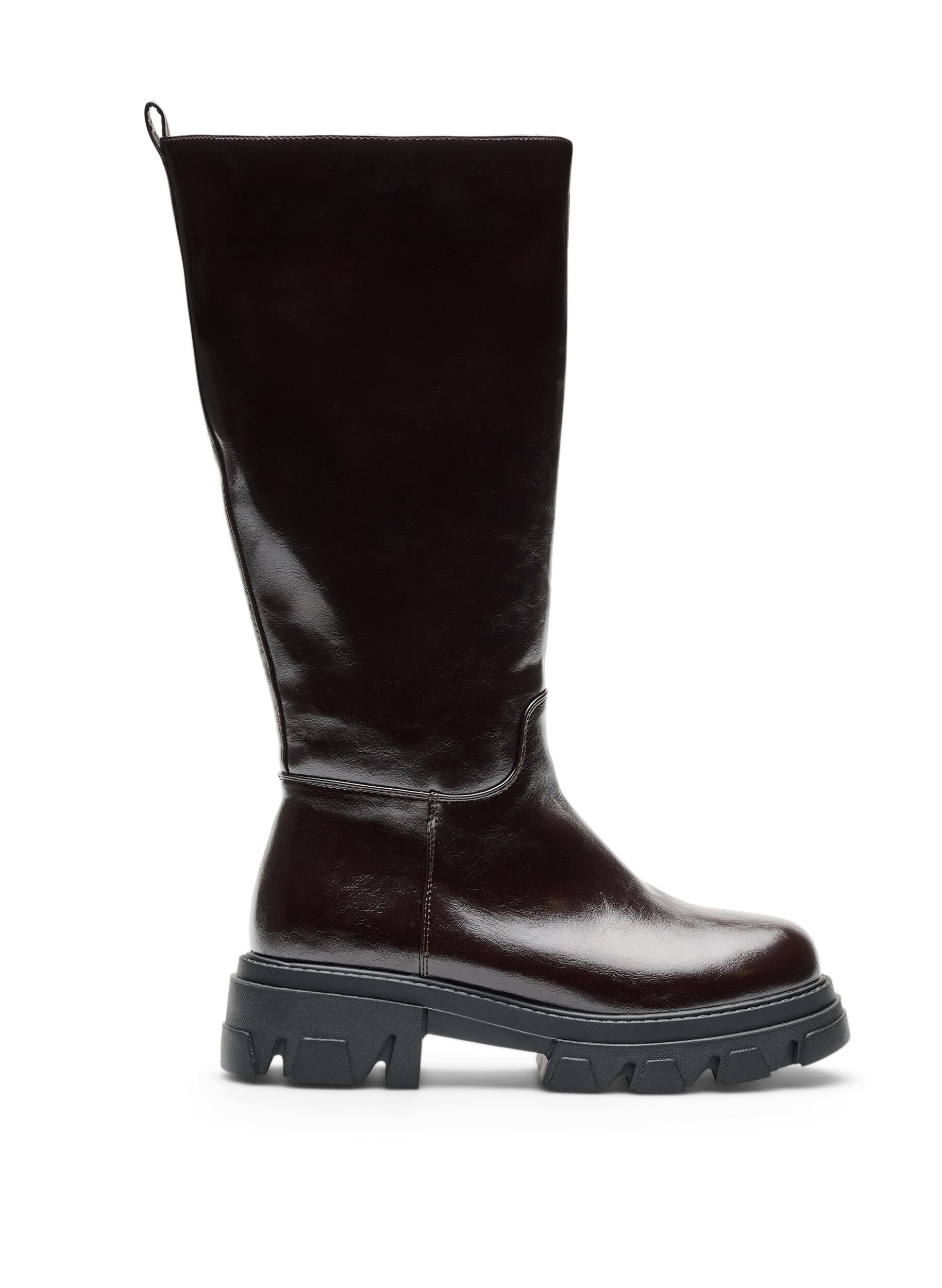 Long boot with a lightly textured look