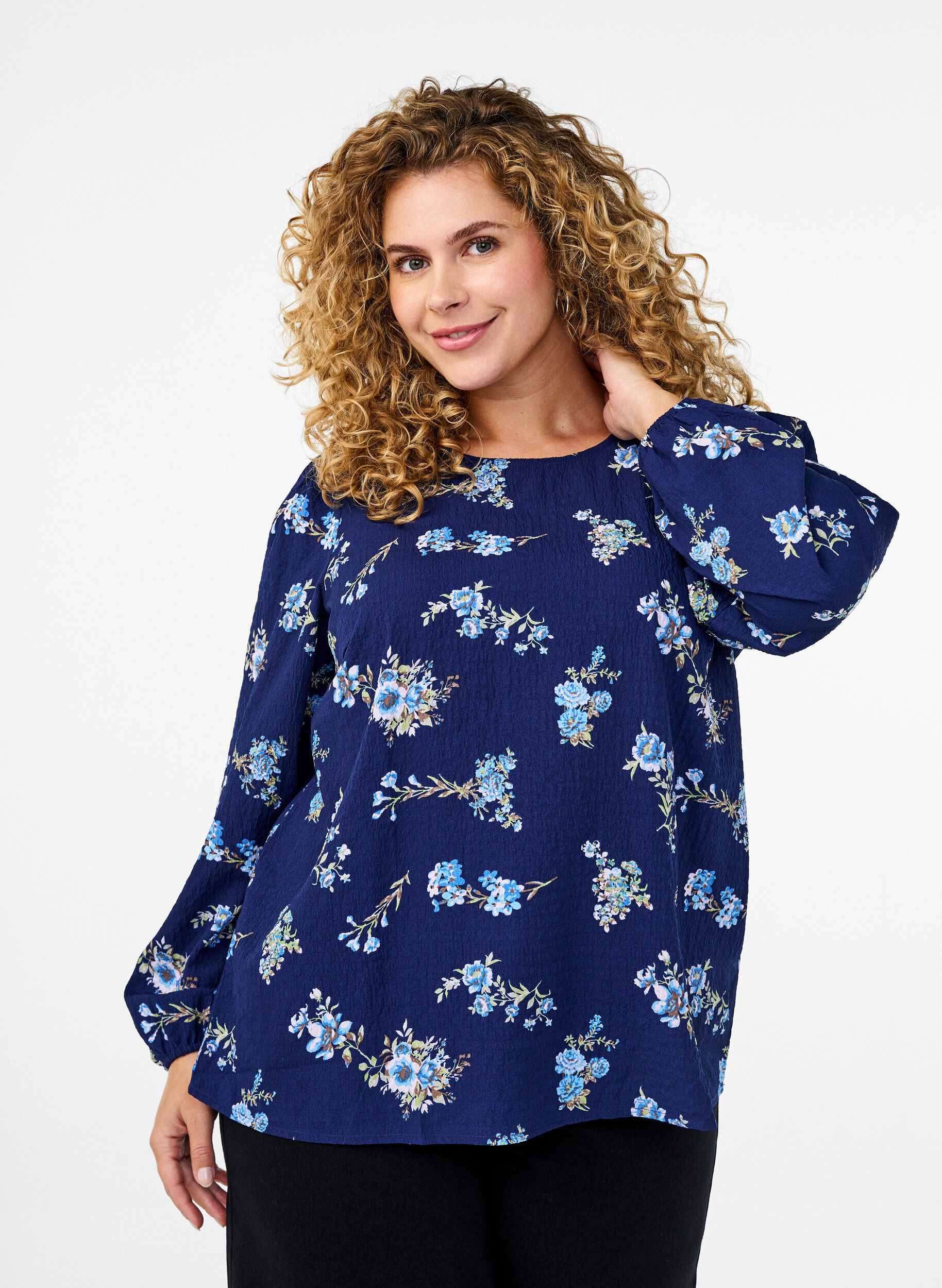 Zizzifashion FLASH - Long-sleeved blouse with small flowers, Blue Flower, Model image number 0