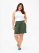 Shorts with pockets and loose fit, Green, Model image number 1