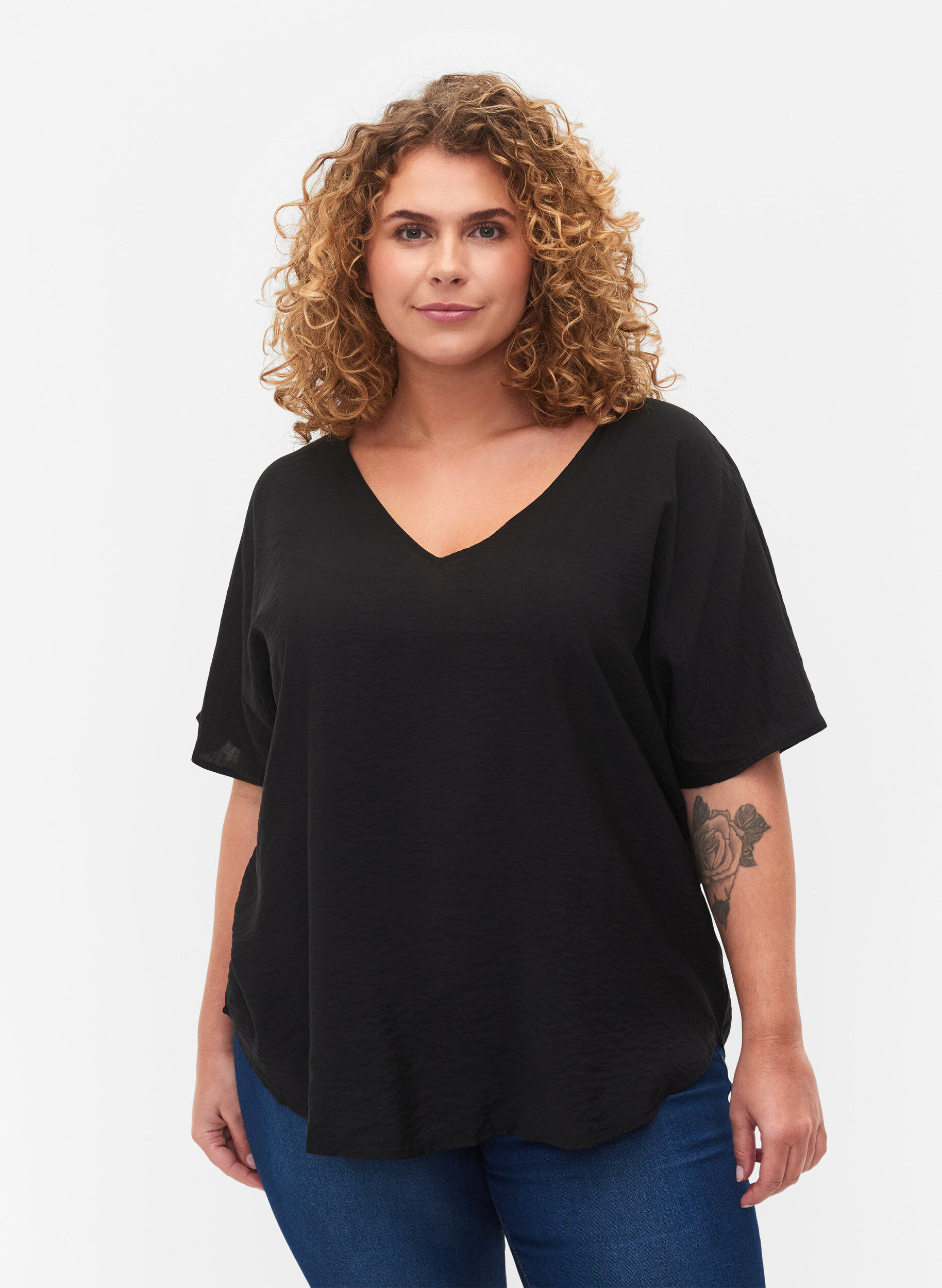 Zizzifashion Short-sleeved viscose blouse with v-neck, Black, Model image number 0