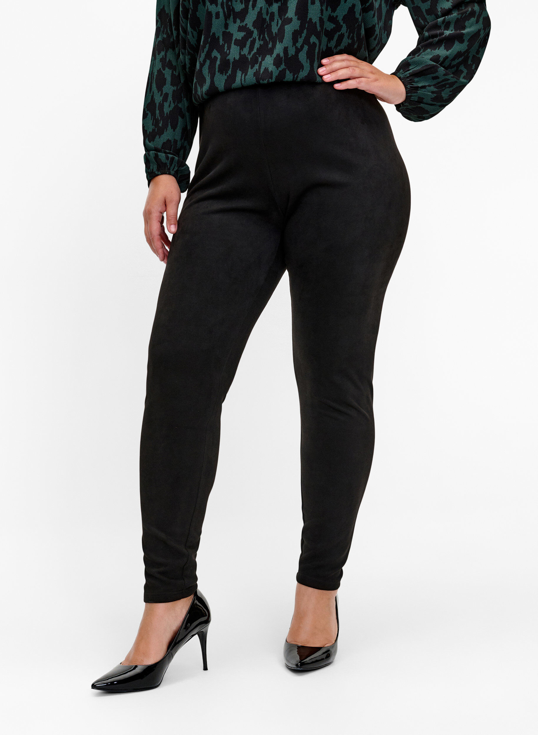 Zizzifashion Leggings in imitation suede, Black, Model image number 2