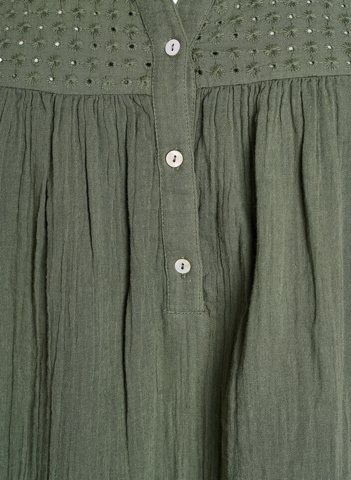 Blouse in cotton muslin with broderie anglaise, Green, Packshot image number 2