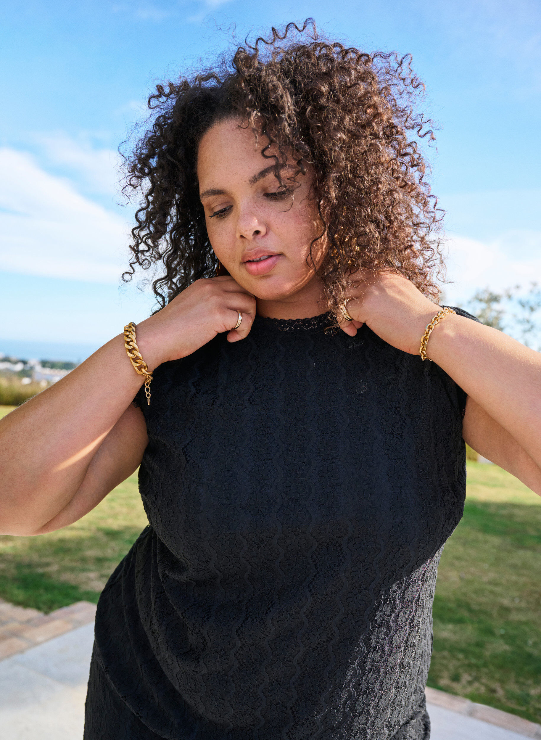 Zizzifashion Lace top with ruffle details, Black, Image image number 0