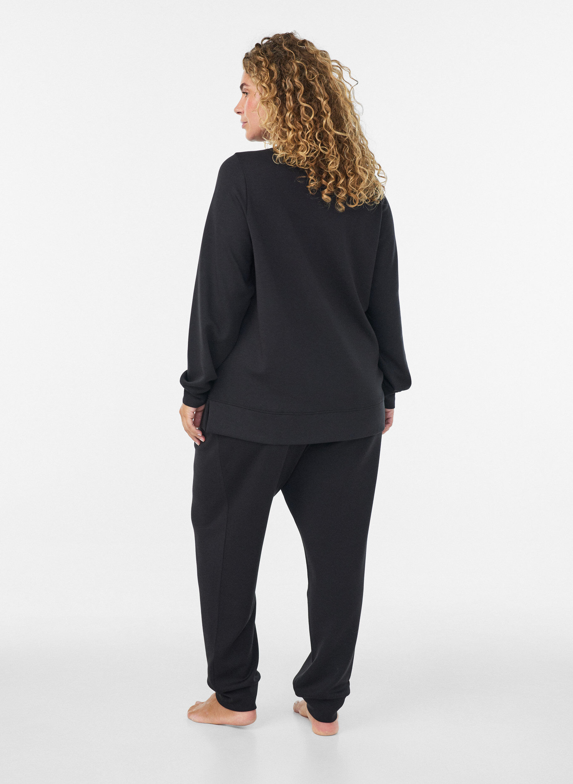 ZizzifashionLong-sleeved jersey blouse with a round neck, Black, Model image number 2