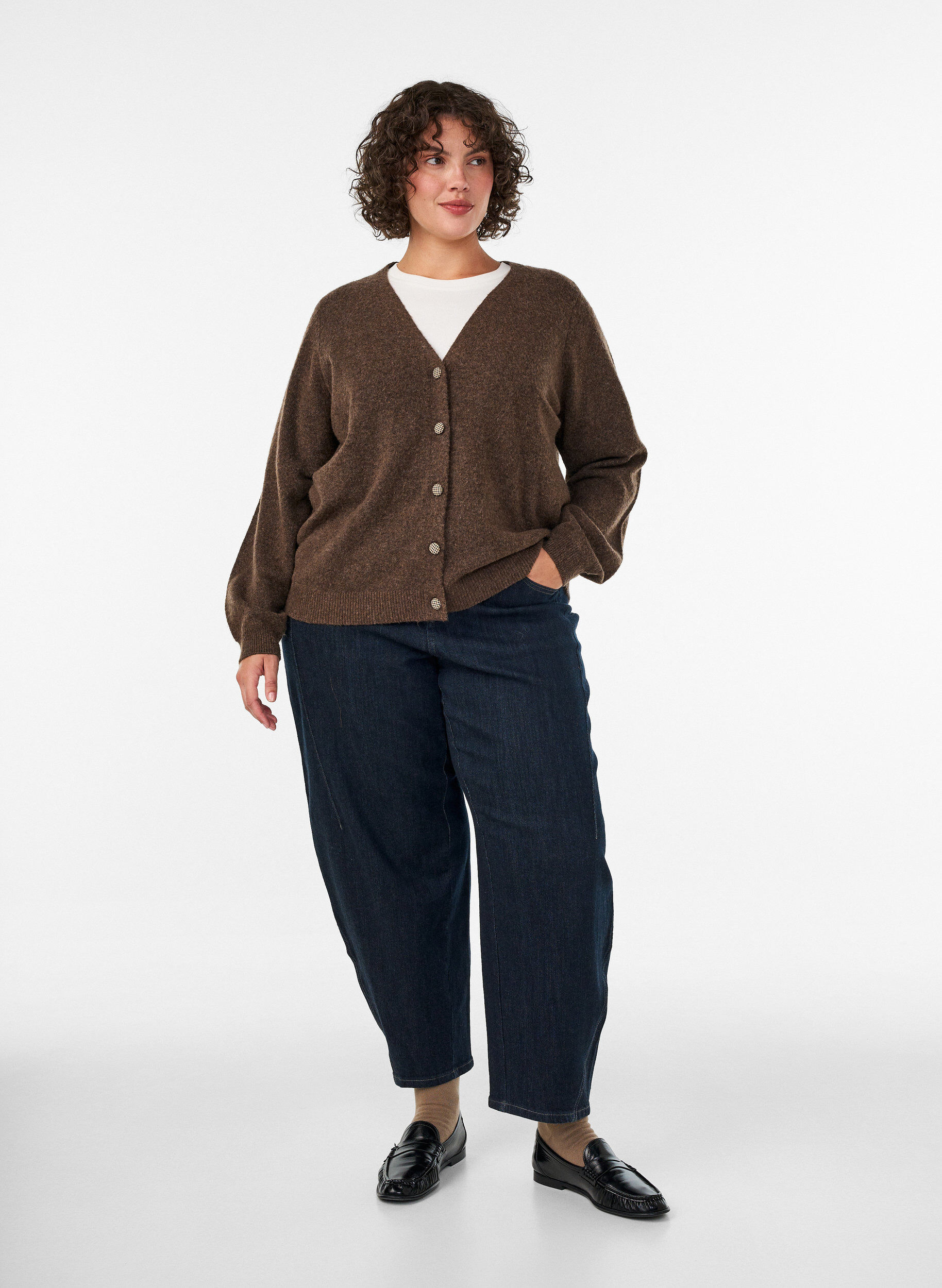ZizzifashionCardigan with decorative buttons and V-neck, Brown, Model image number 1