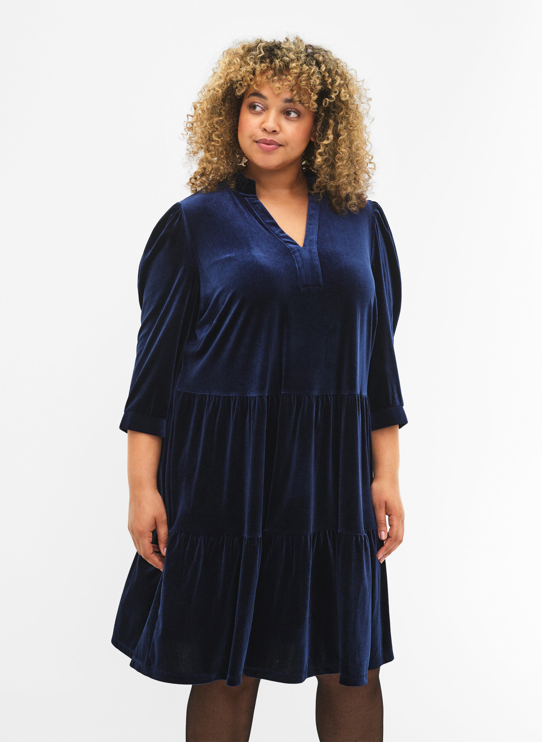 Zizzifashion Velour dress with ruffle collar and 3/4 sleeves, Navy Blazer, Model image number 2