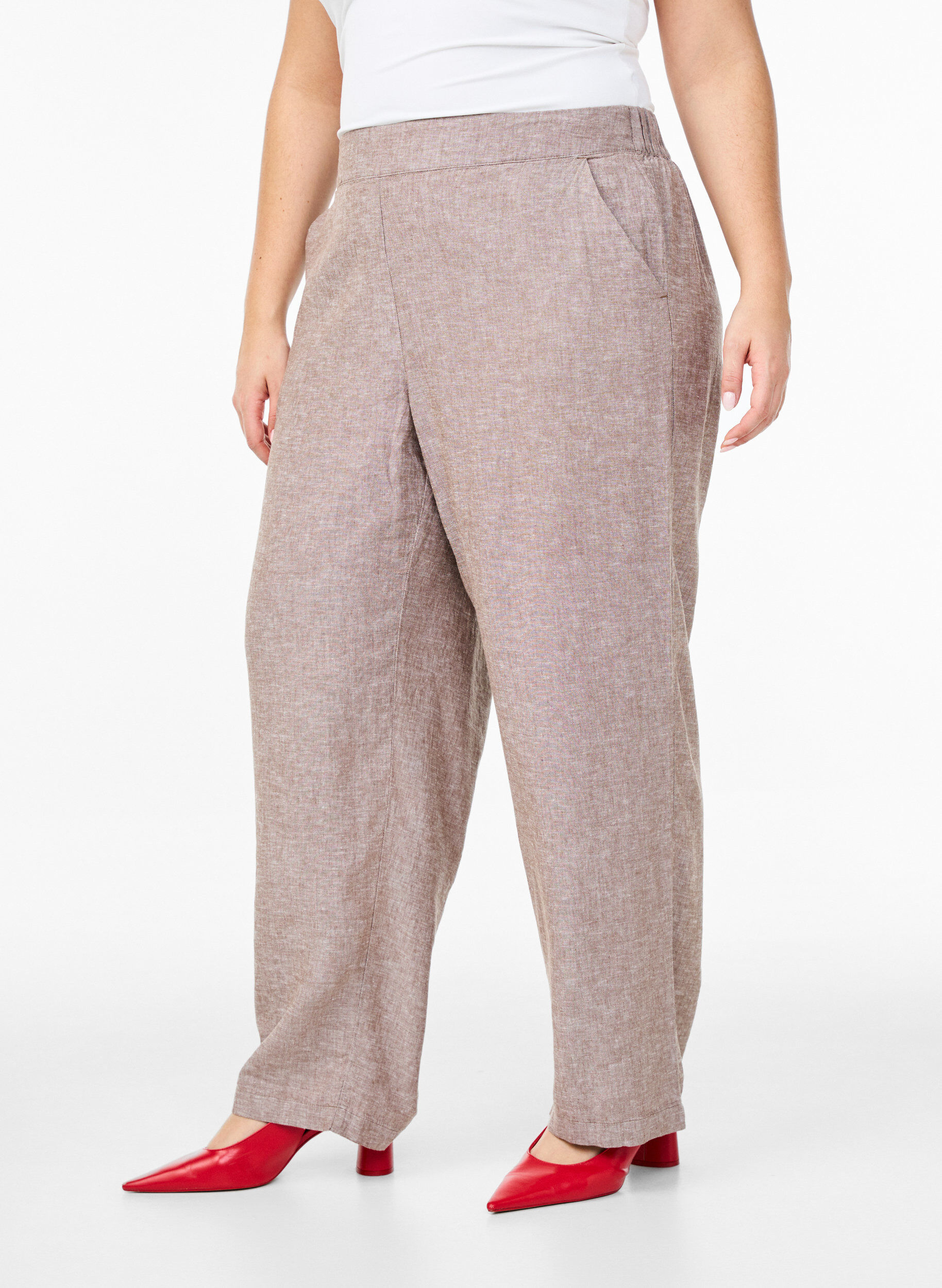 Zizzifashion Loose trousers in linen and viscose, Brown, Model image number 2