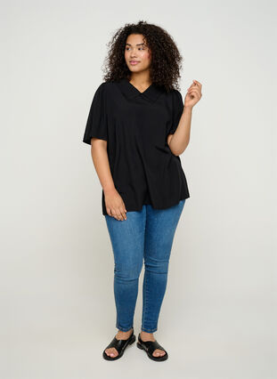 Viscose blouse with v-neck and collar, Black, Model image number 3