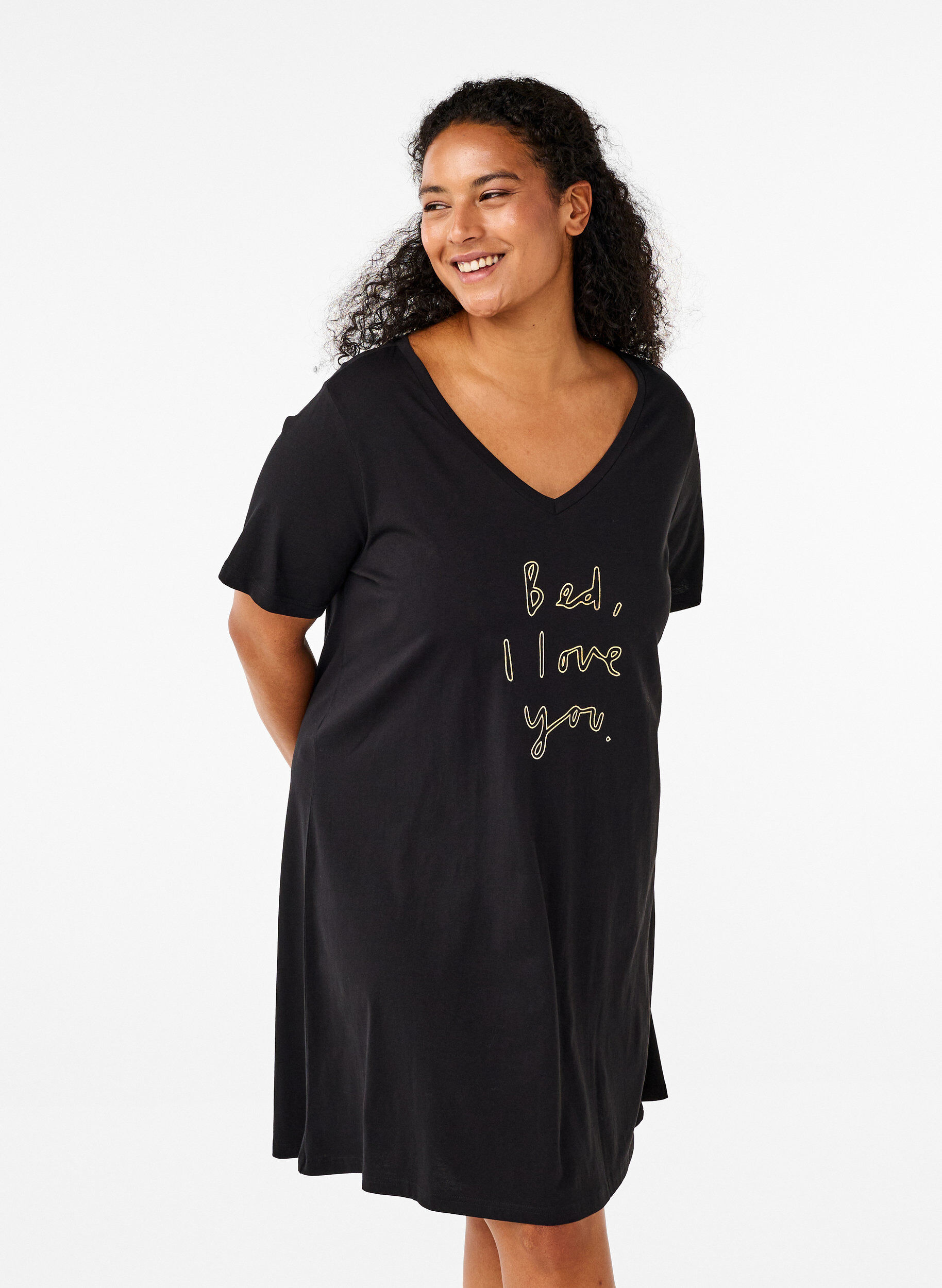 Organic cotton nightgown with v-neck, , Model