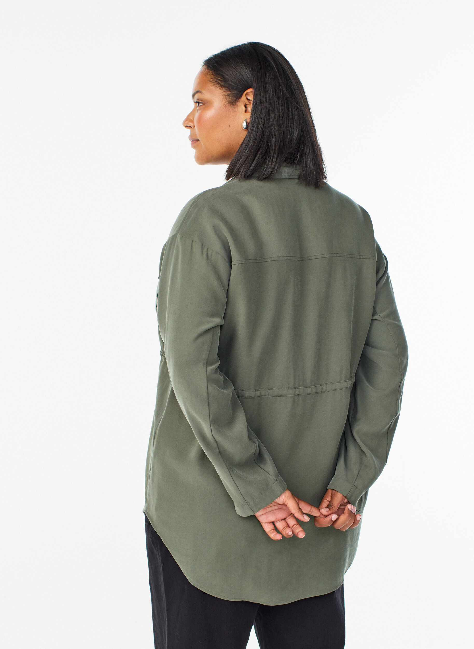 Zizzifashion Tunic with chest pockets and adjustable waist, Green, Model image number 2