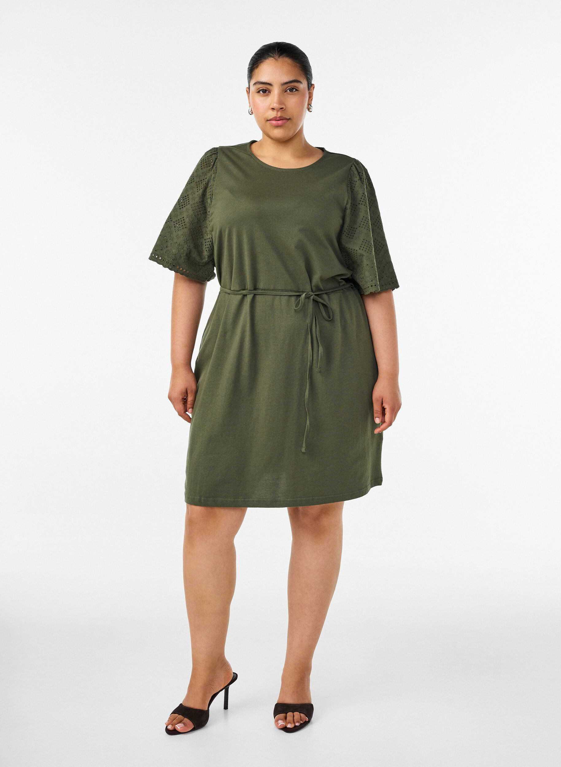 Zizzifashion Cotton dress with broderie anglaise sleeves and a tie-waist, Green, Model image number 1