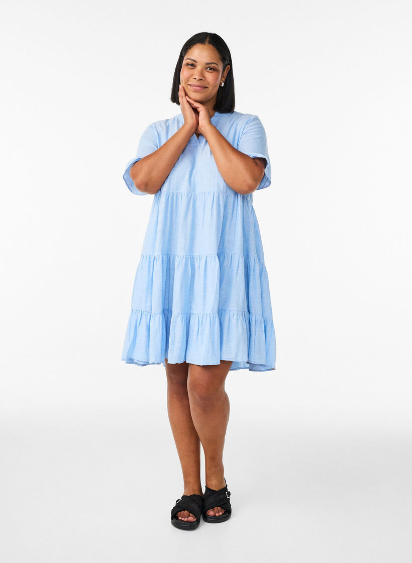 Knee-length A-line dress in linen and viscose, Light Blue, Model image number 1