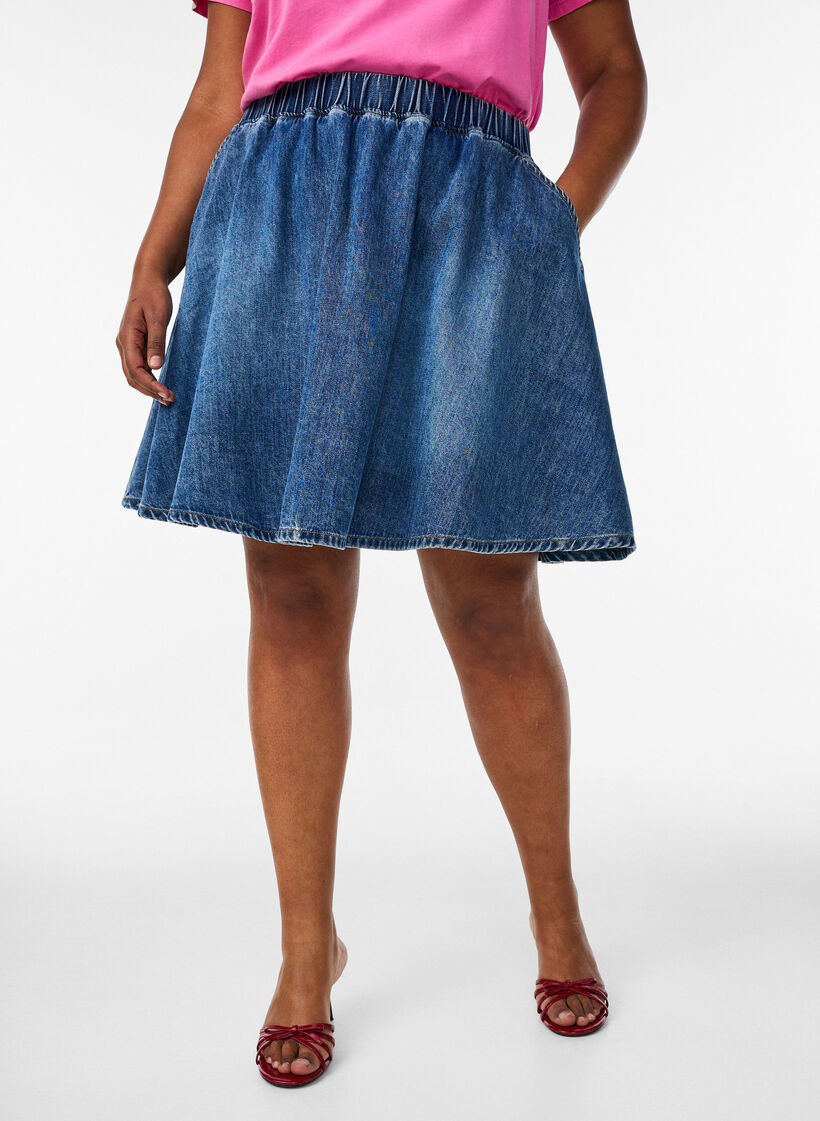 Short denim skater skirt, Blue, Model image number 3