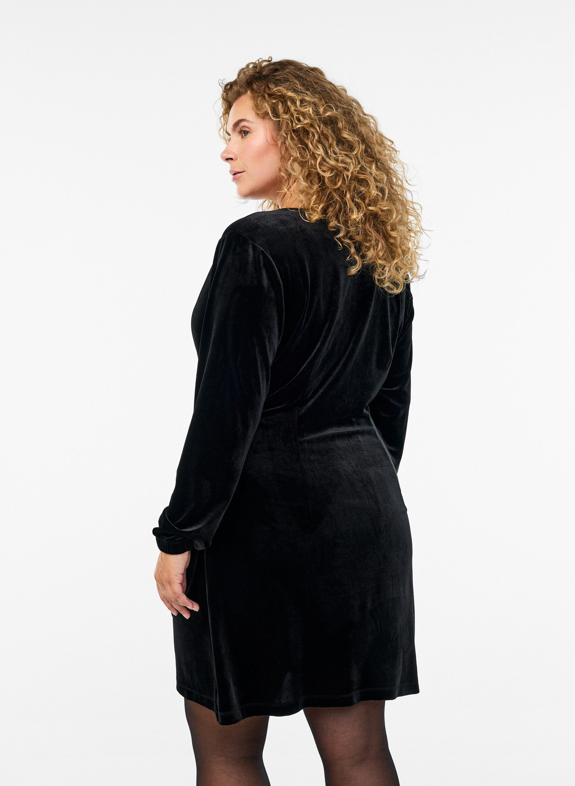 Zizzifashion Short velour dress with wrap-effect, Black, Model image number 2