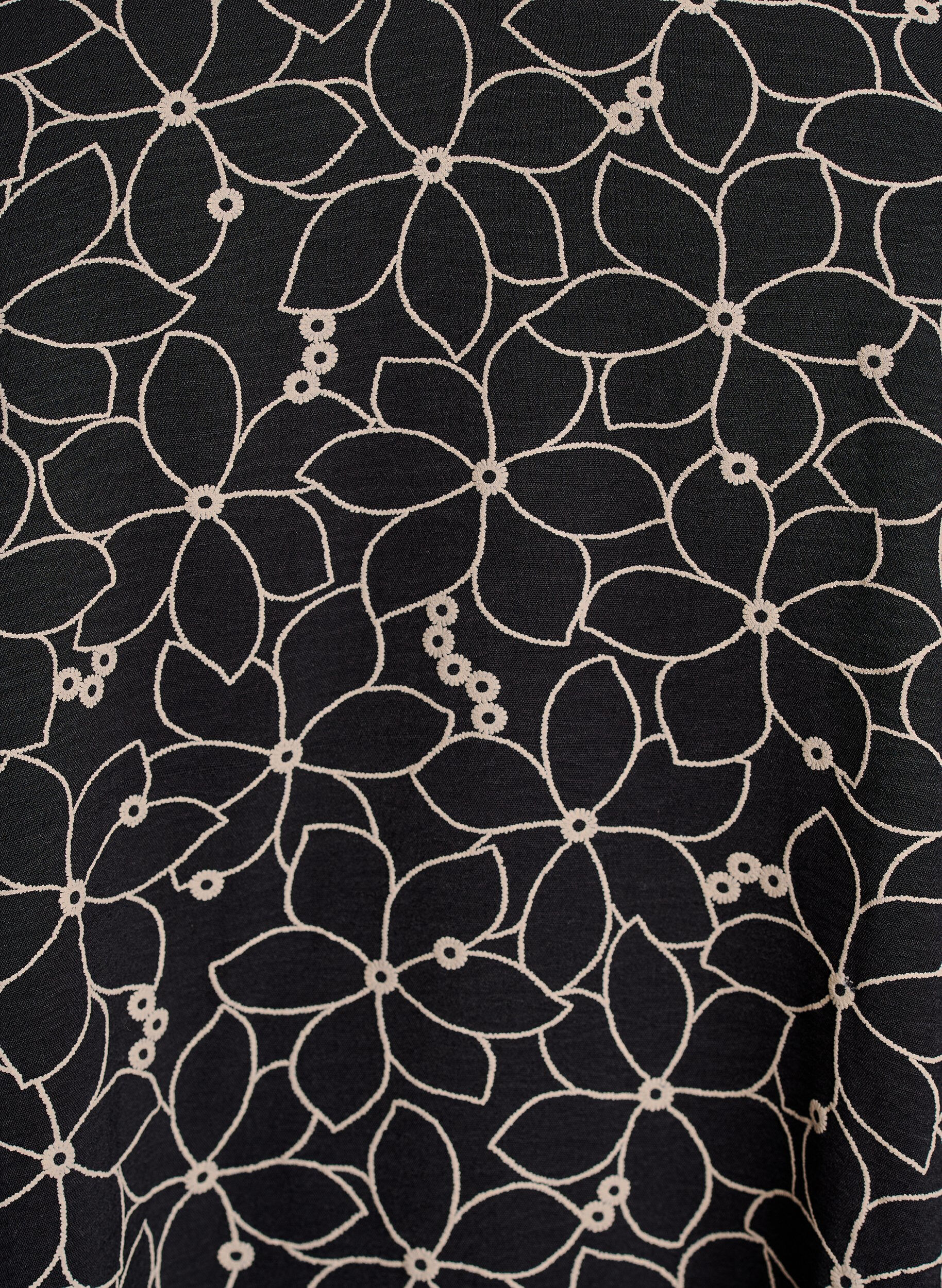 Zizzifashion Tunic with an embroidered floral pattern and 3/4 sleeves, Black, Packshot image number 2