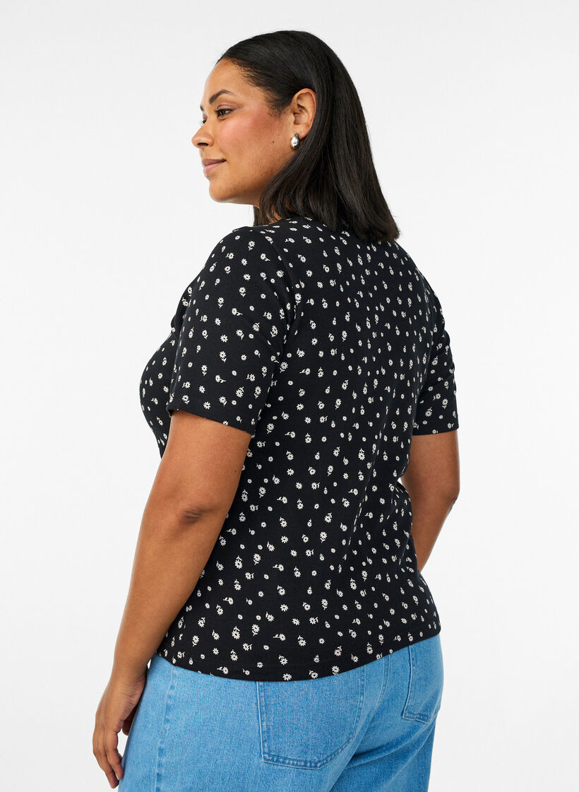 Cotton T-shirt with all-over print, Black, Model image number 2