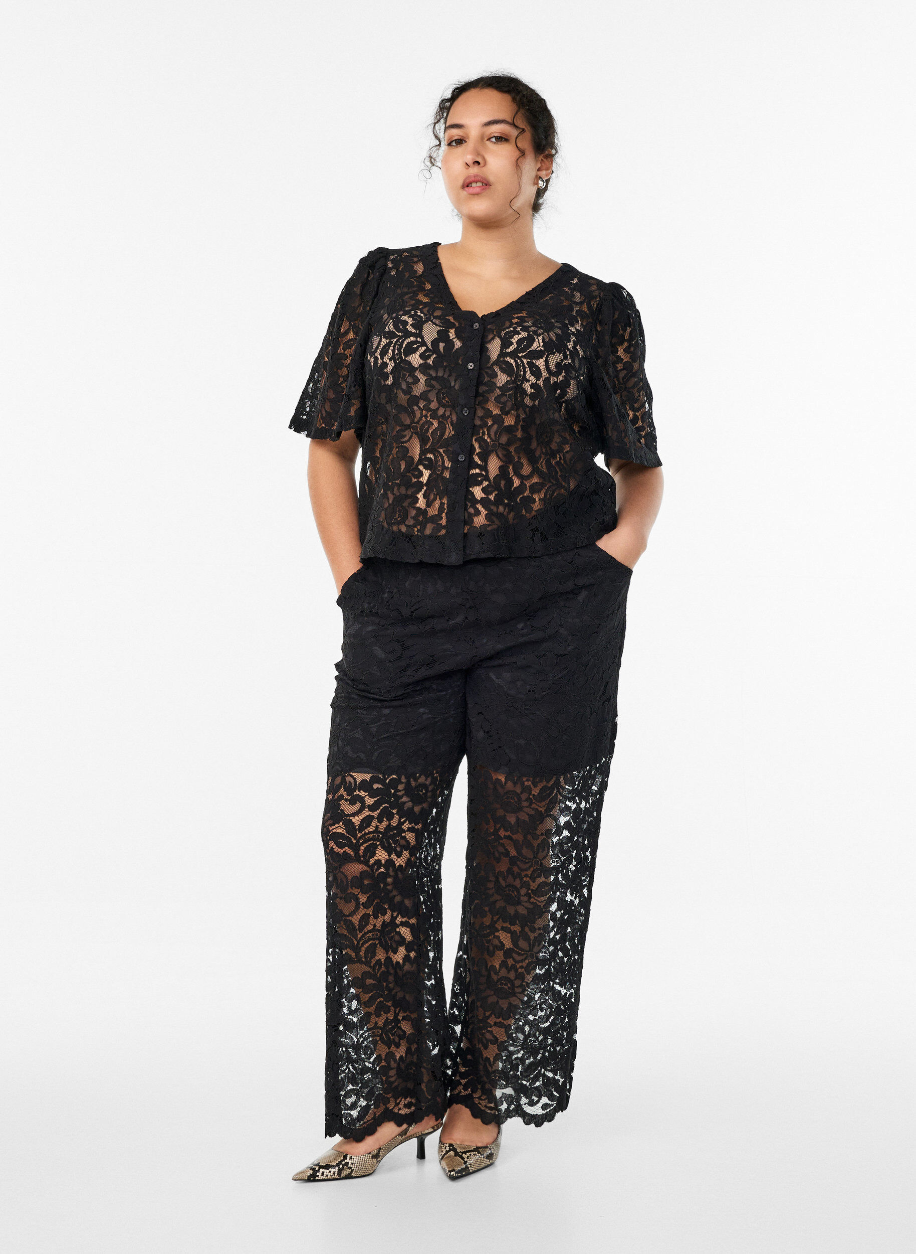 Zizzifashion High-waisted lace trousers with straight legs, Black, Model image number 1