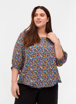 Viscose blouse in a floral print with smock, Ditsy AOP, Model image number 0