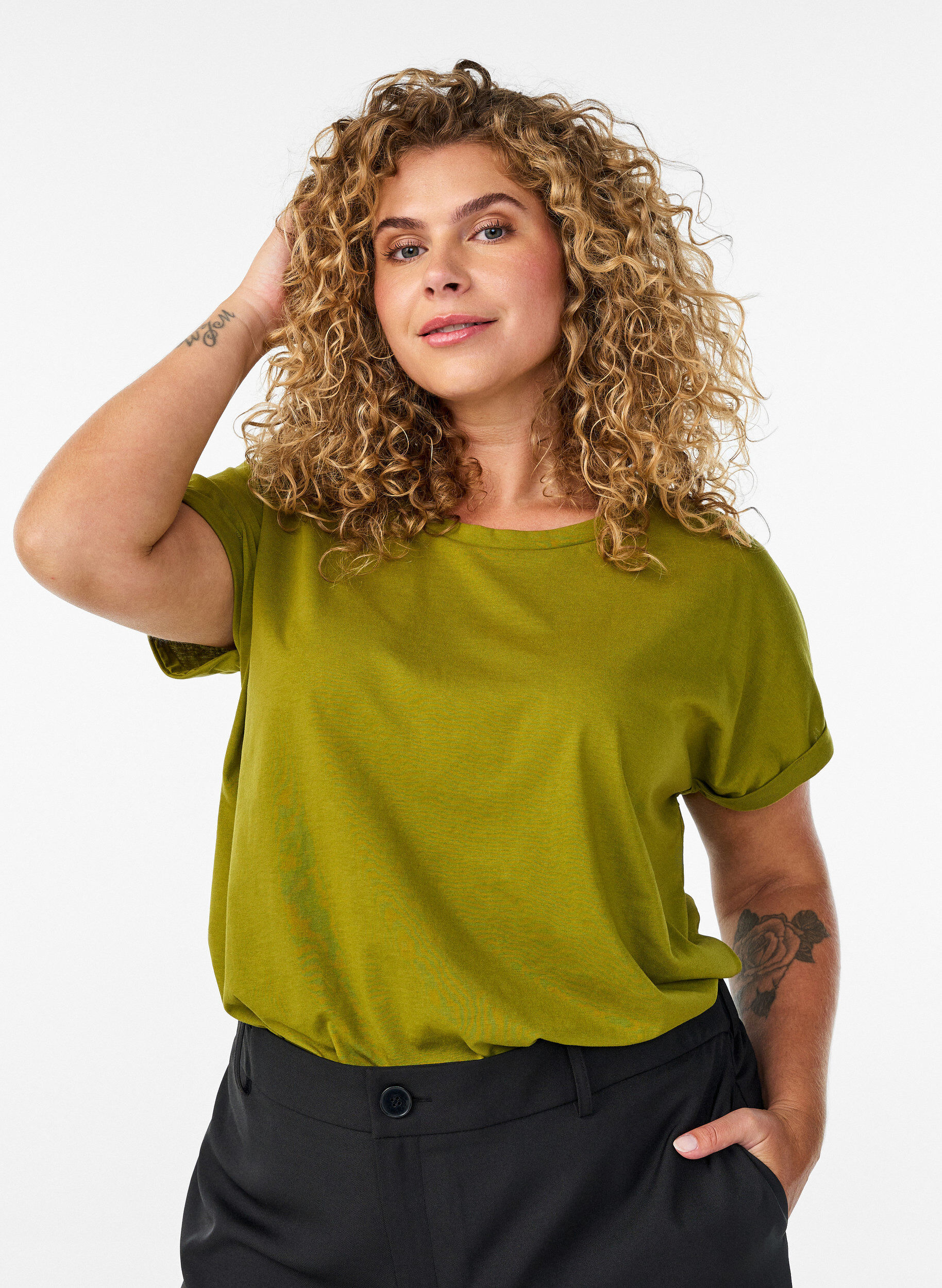 Short sleeved cotton blend t-shirt, Green, Model