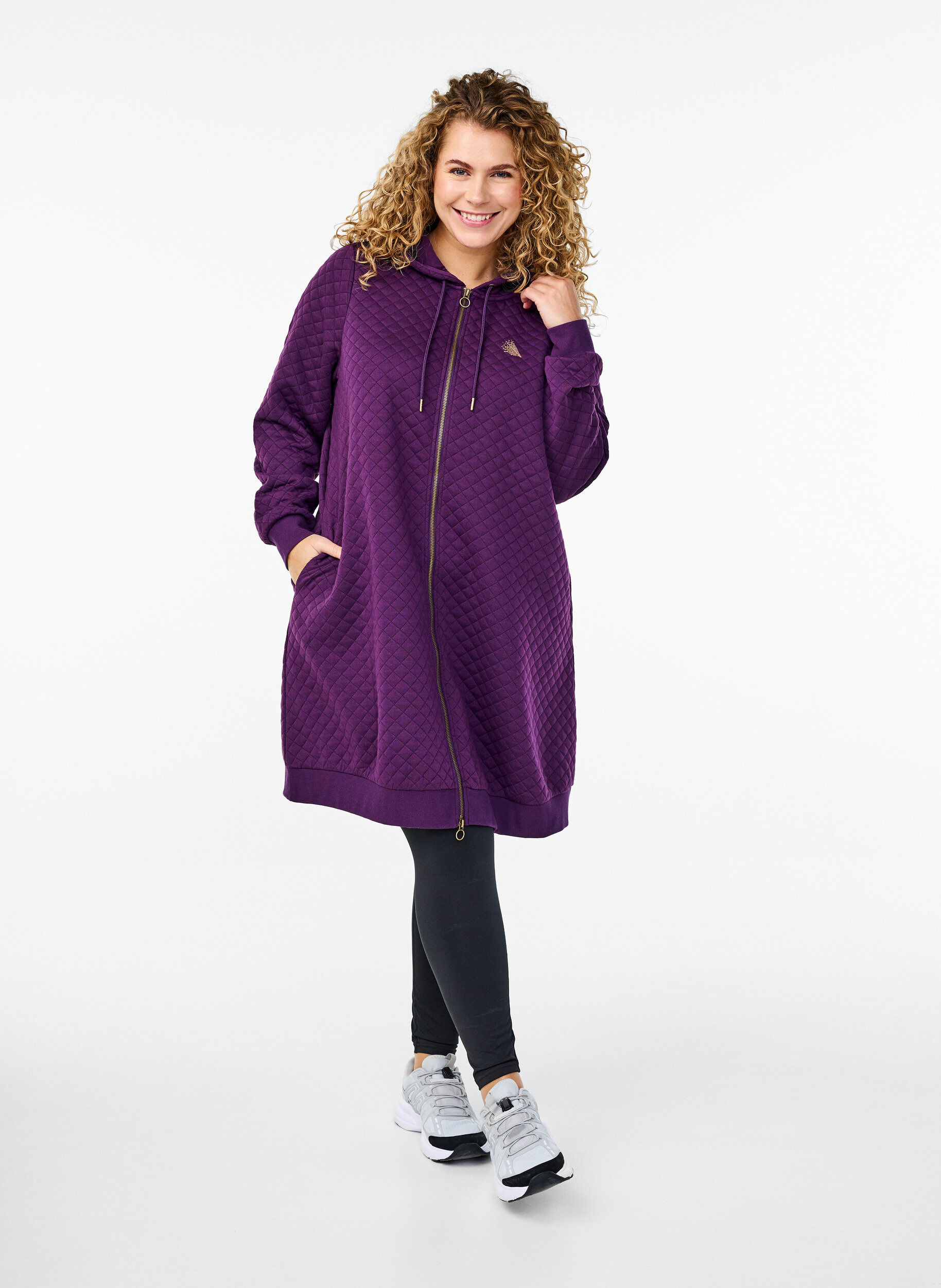 Zizzifashion Long quilted sports cardigan with zipper, Purple, Model image number 1