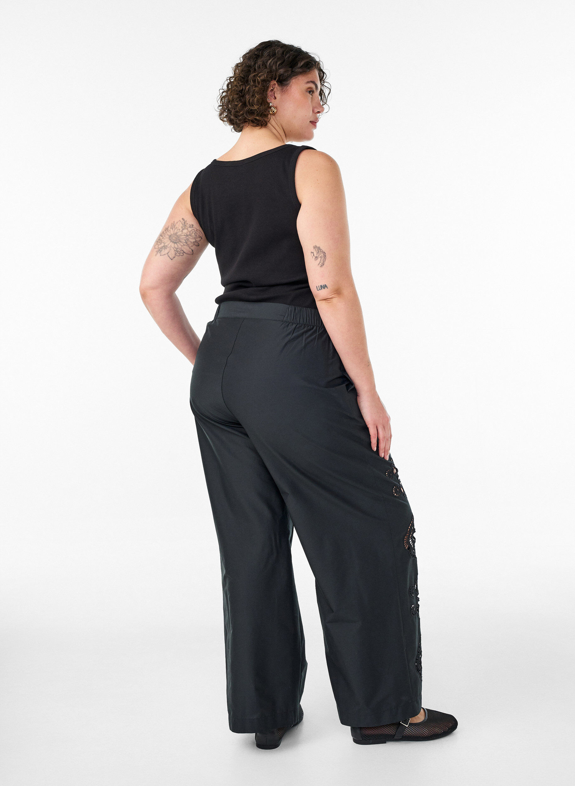 Zizzifashion Cotton trousers with embroidered cut-outs, Black, Model image number 1
