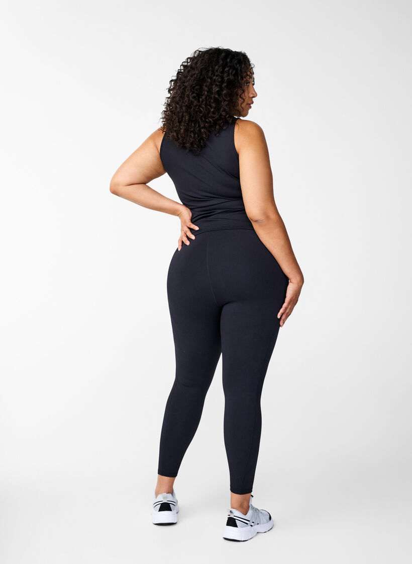 7/8 training tights with pockets, Black, Model image number 2