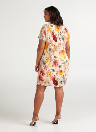 Plisse dress, AOP FLOWER, Model image number 1
