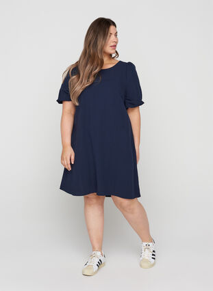 Short-sleeved viscose dress with A-line cut, Night Sky, Model image number 2