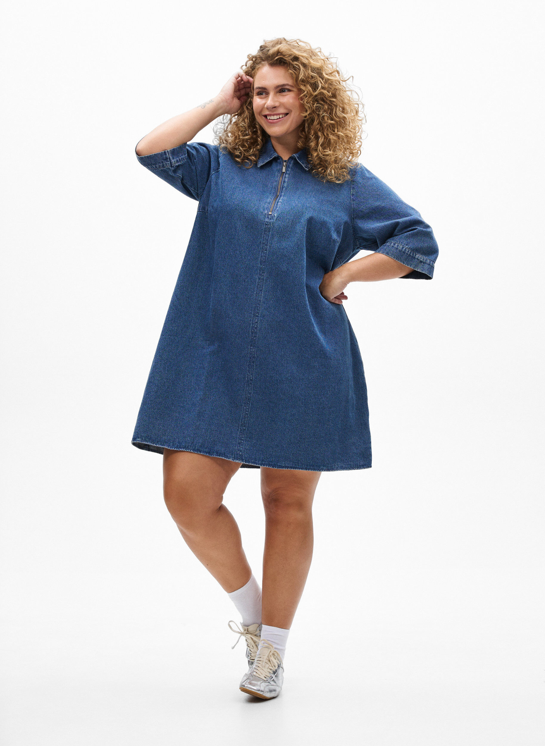 ZizzifashionShort denim dress with zipper and 3/4 sleeves, Blue, Model image number 1