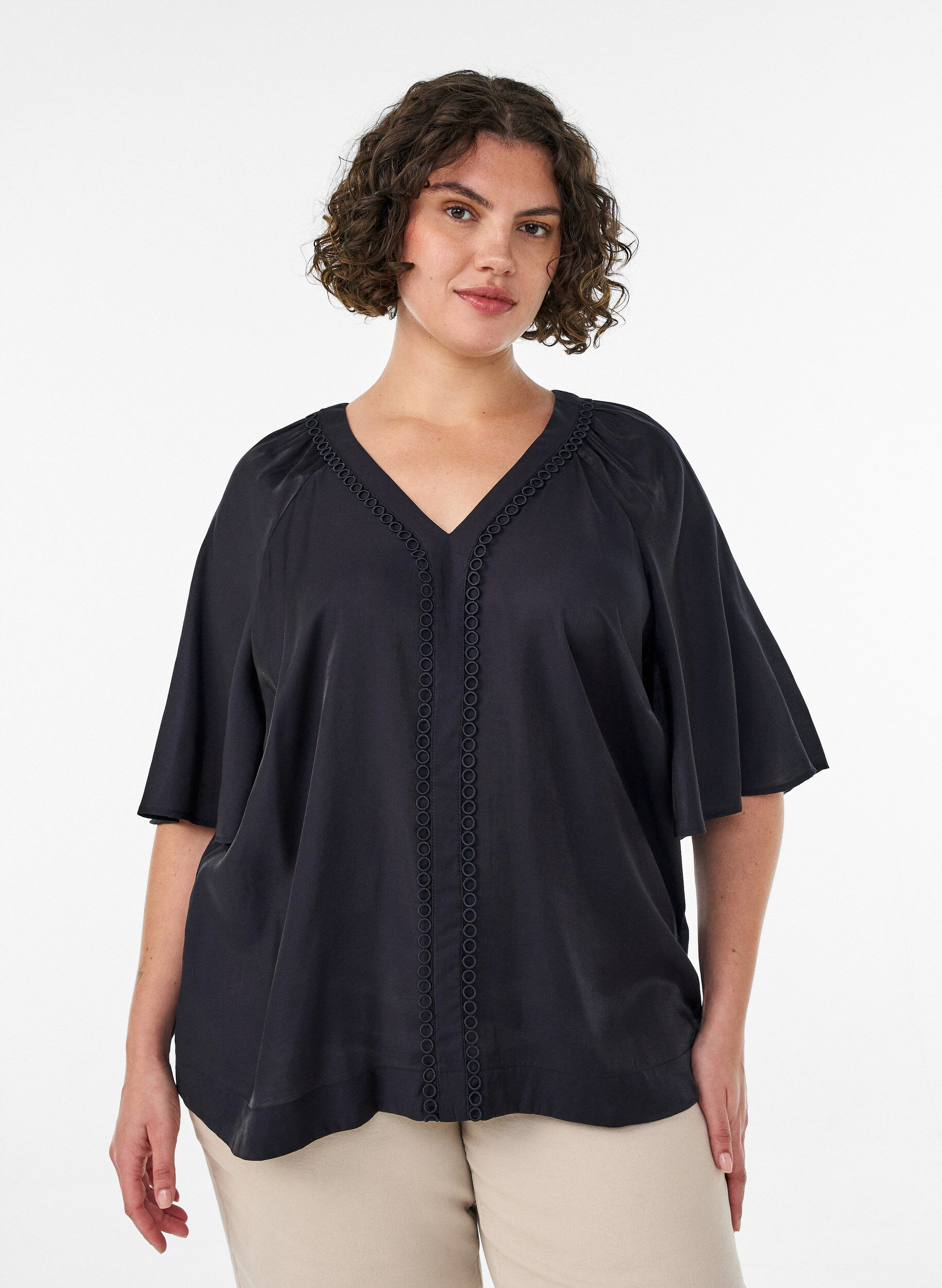 Zizzifashion Viscose blouse with V-neck and decorative details, Black, Model image number 0