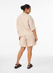 High-waisted cotton muslin shorts, Beige, Model image number 2