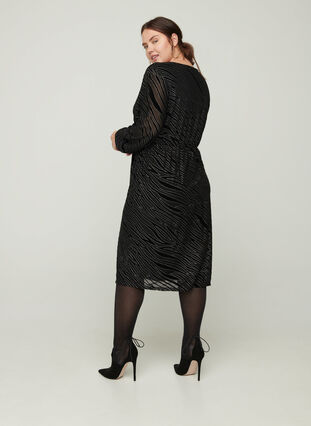 Patterned dress with glitter and a V-neck, Black w Glitter, Model image number 0