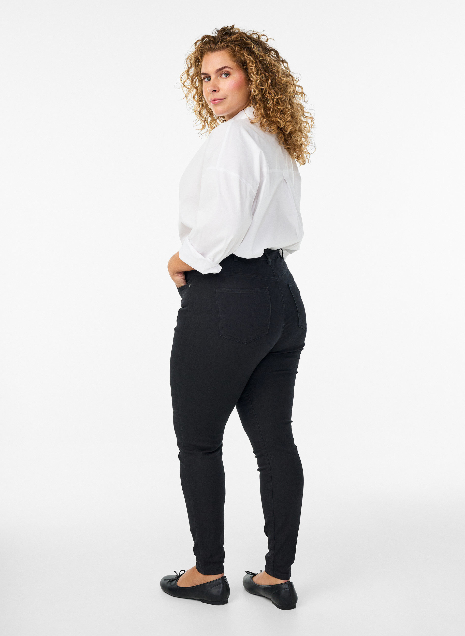 ZizzifashionAmy high-waisted super slim fit jeans, Black, Model image number 1