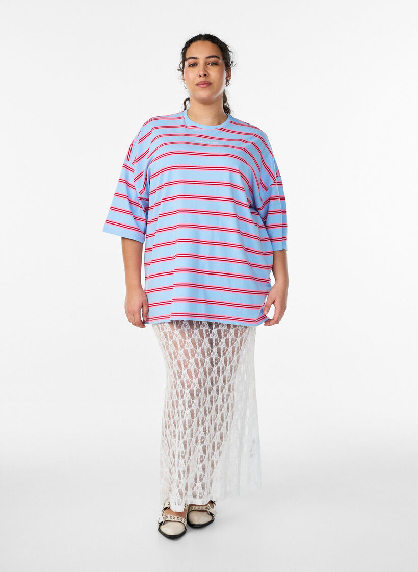 Oversized T-shirt with stripes and 1/2 sleeves, Light Blue, Model image number 1