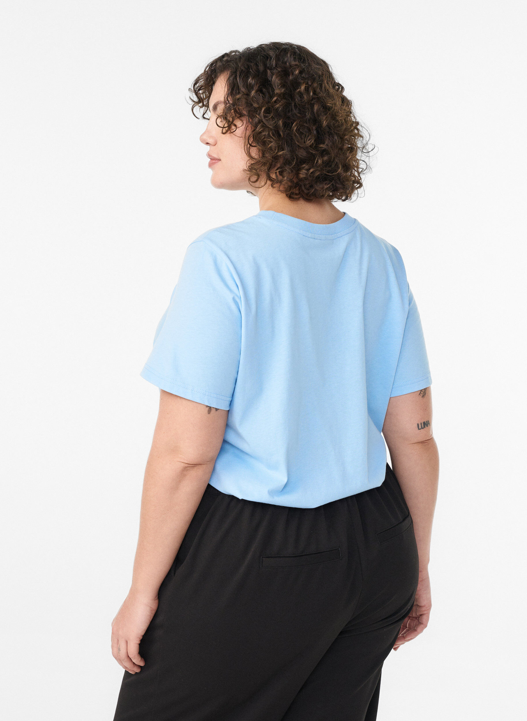 Zizzifashion Basic cotton T-shirt with round neck, Blue, Model image number 2