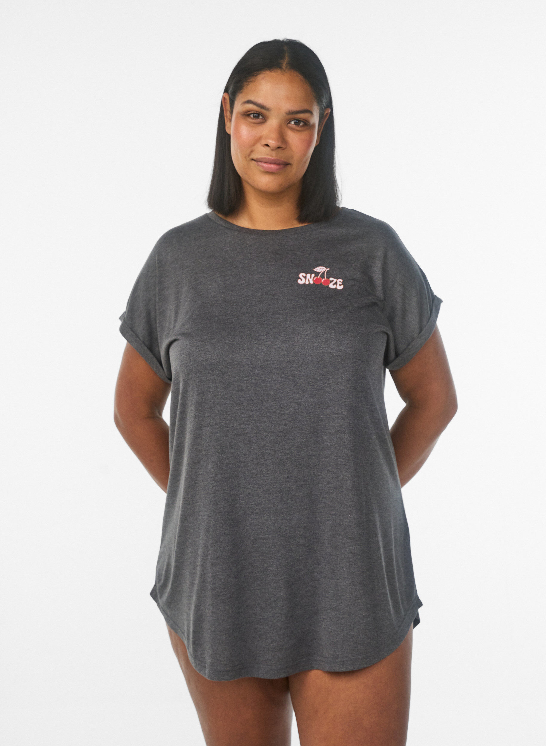 Zizzifashion Short sleeve nightgown with text print, Black, Model image number 0