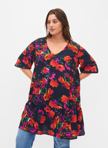 Viscose tunic with A-line cut, D. Blue Flower AOP, Model image number 0