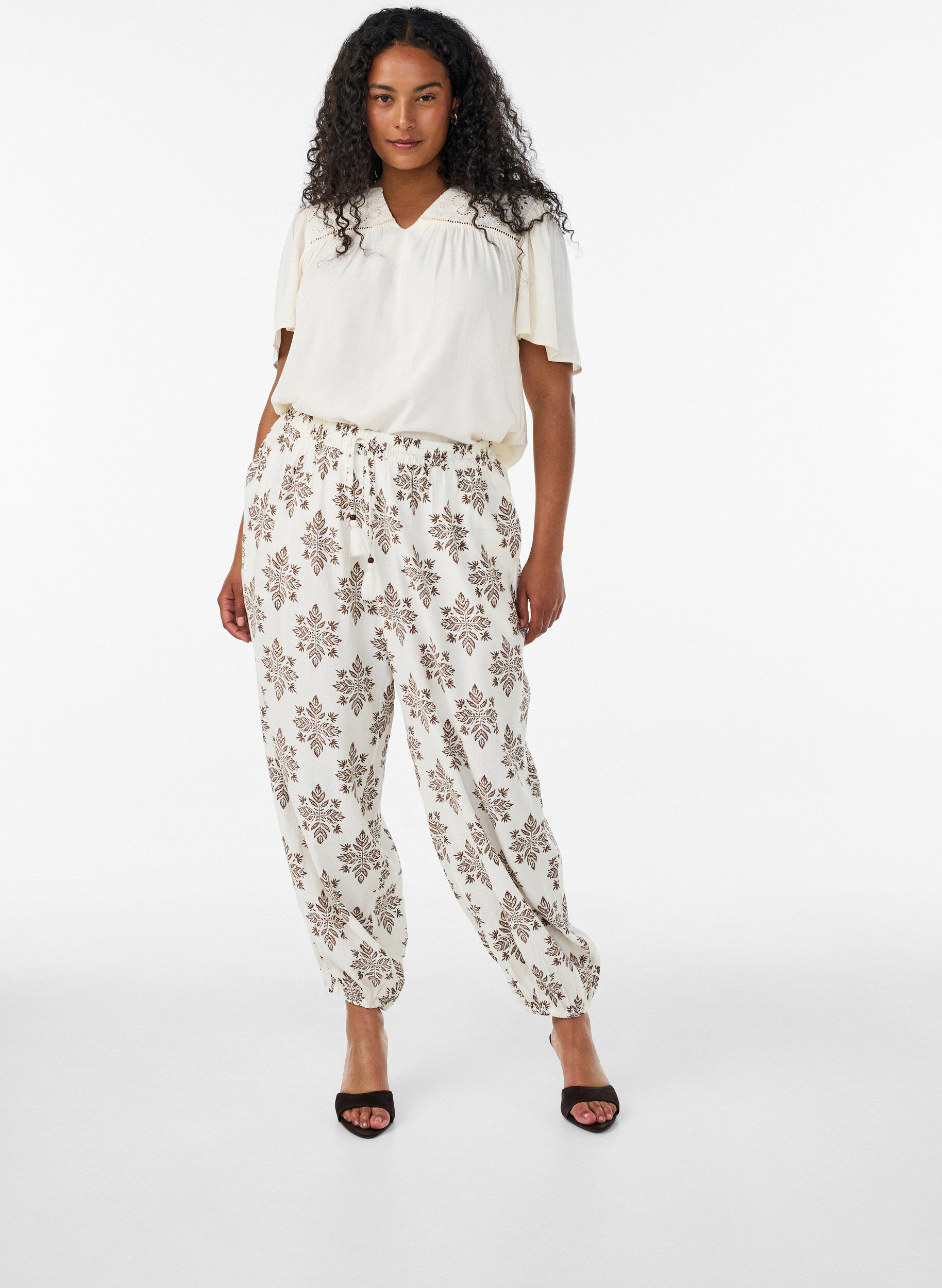 Zizzifashion Patterned balloon trousers with a high waist, Vanilla, Model image number 0