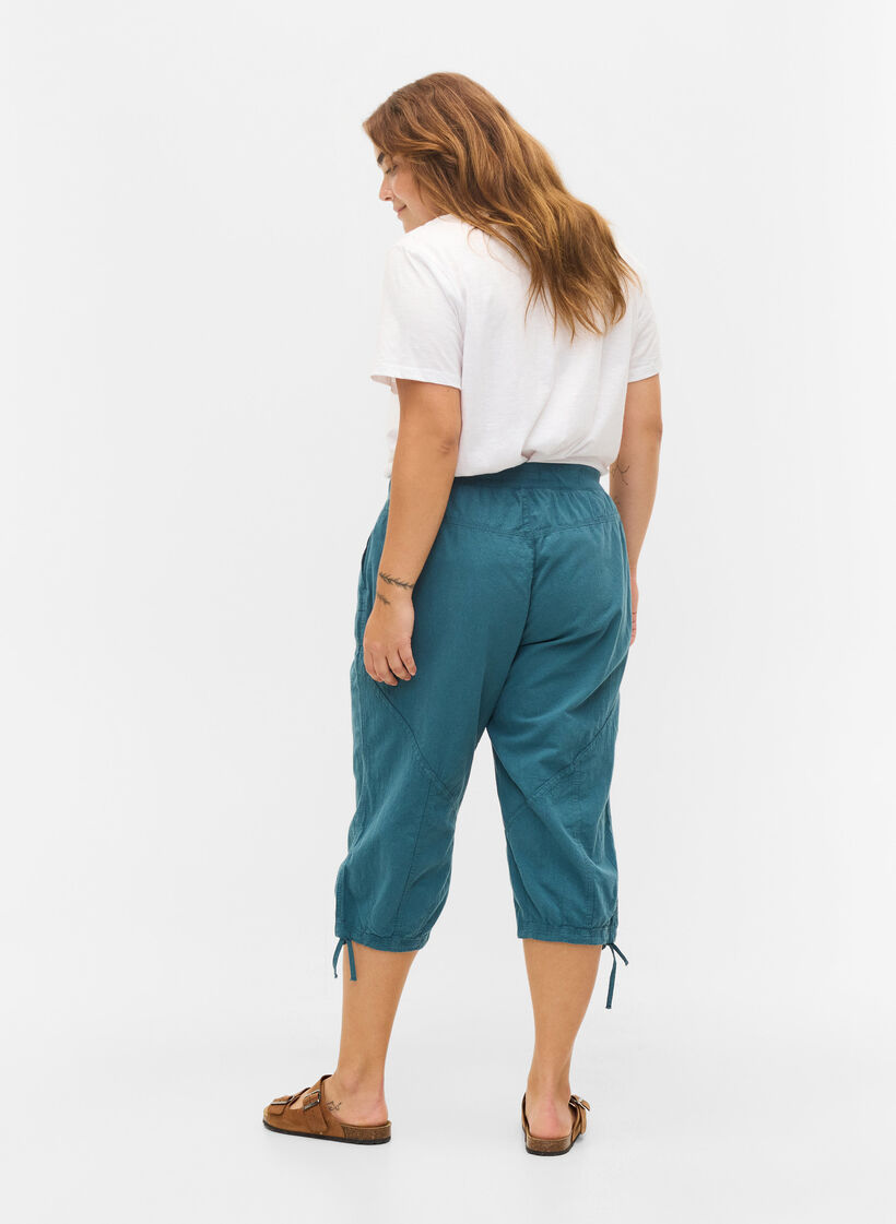 Loose cropped trousers in cotton, Petrol, Model image number 1