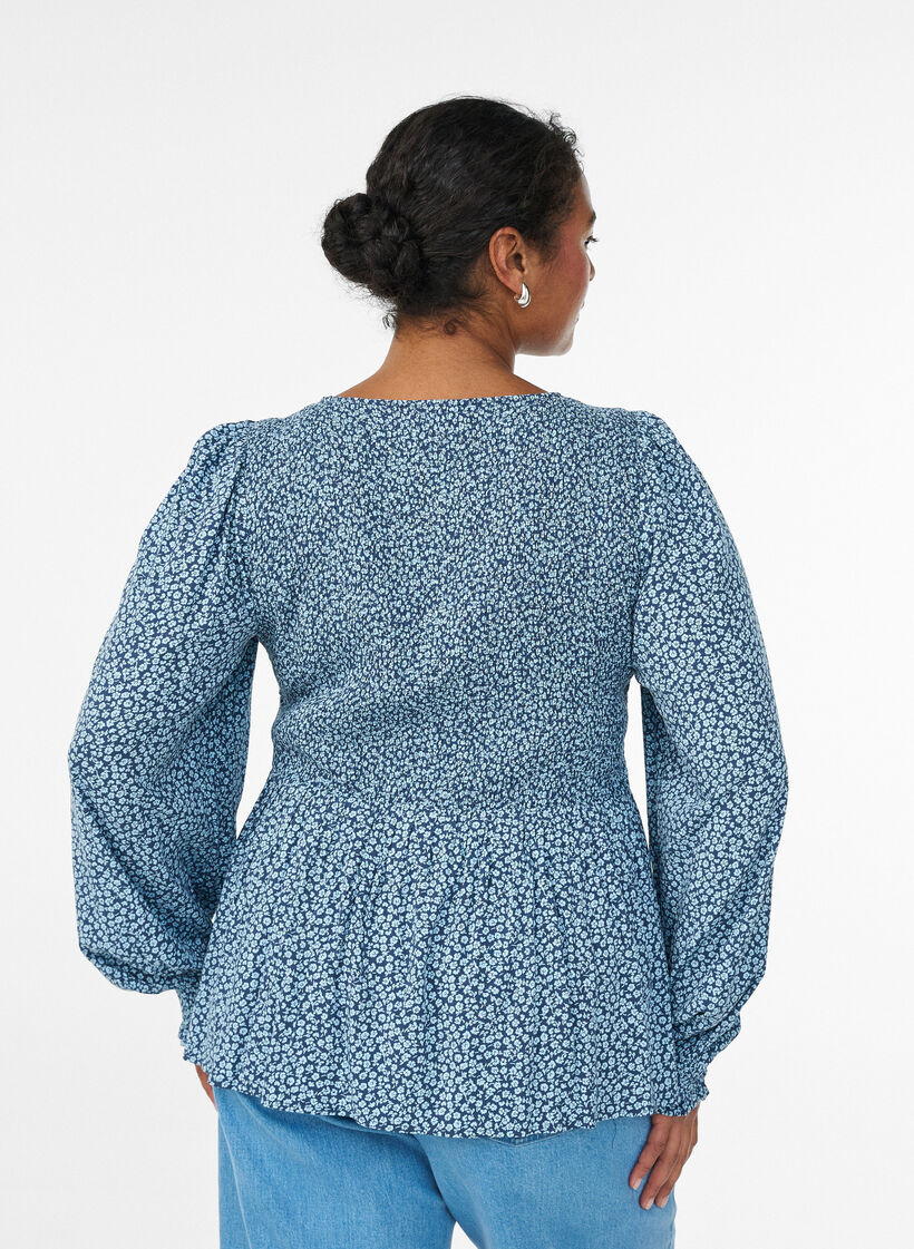 Blouse with smocked top and floral print, Blue, Model image number 2