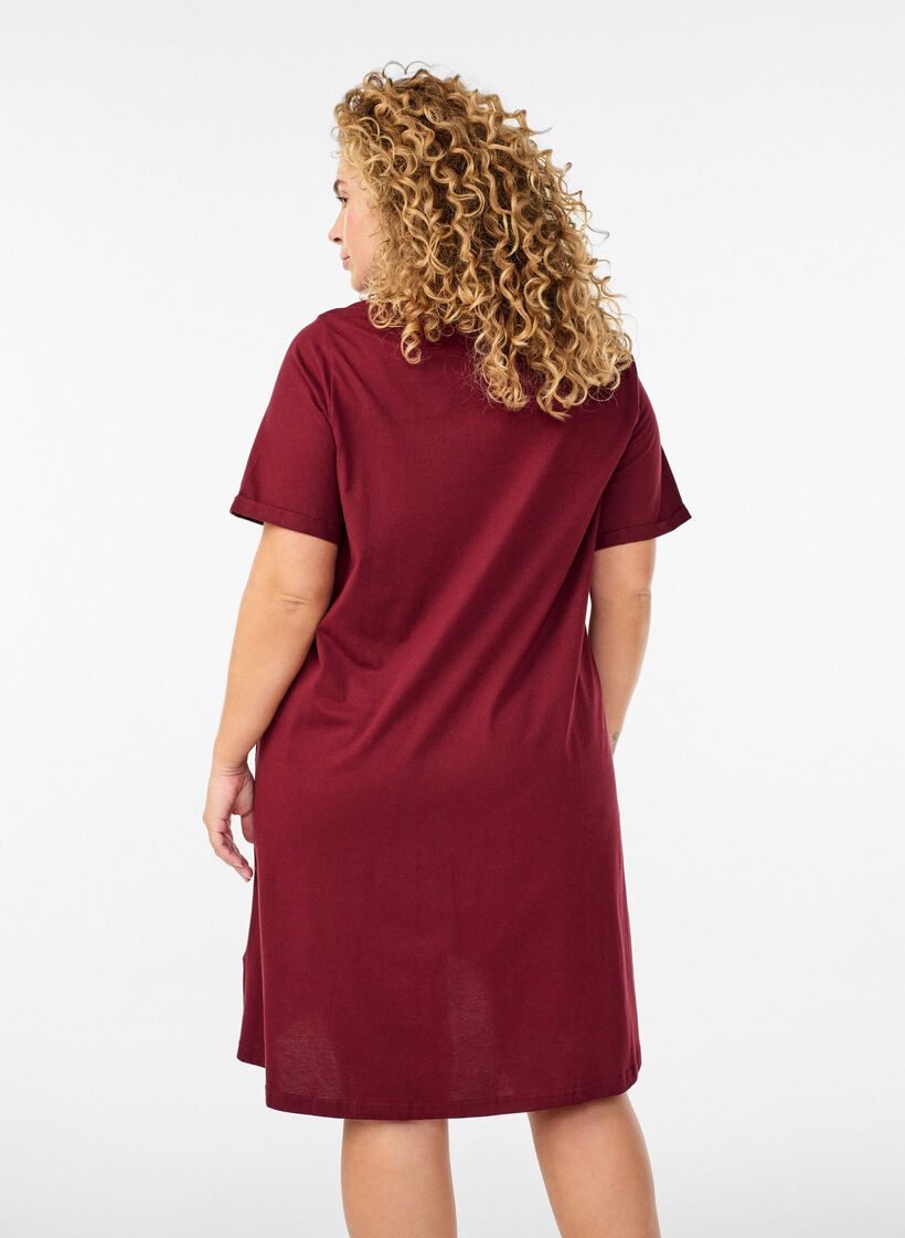 Short-sleeved nightgown in organic cotton, Red, Model image number 2