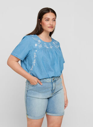 Short-sleeved blouse with embroidery, Light blue denim ASS, Model image number 0