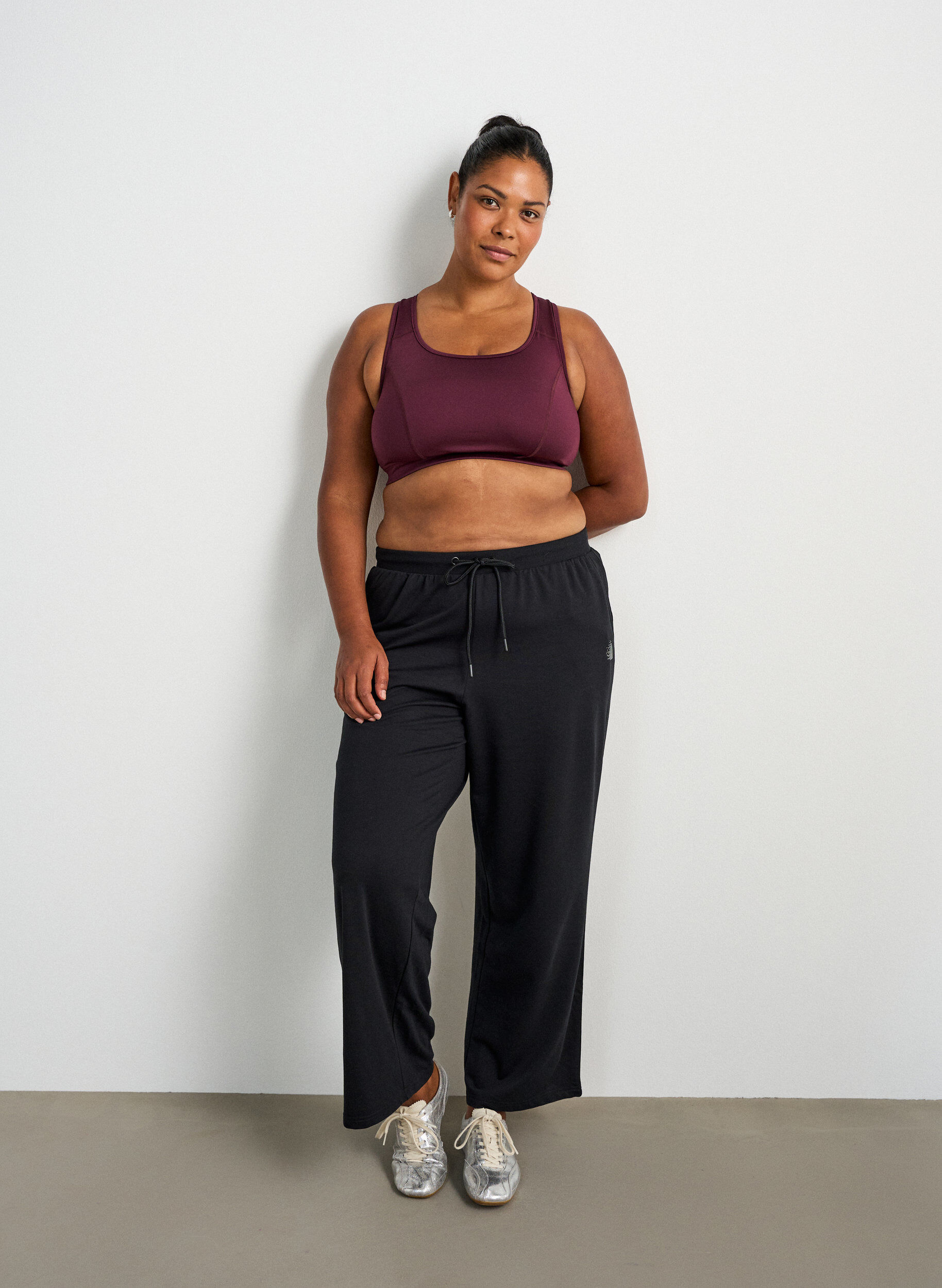 ZizzifashionSports bra with racerback, Red, Model image number 1