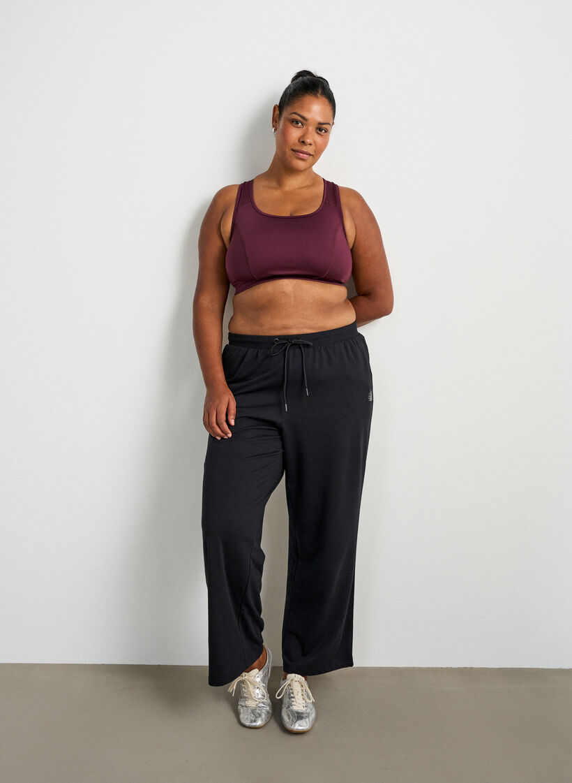 Sports bra with racerback, Red, Model image number 1