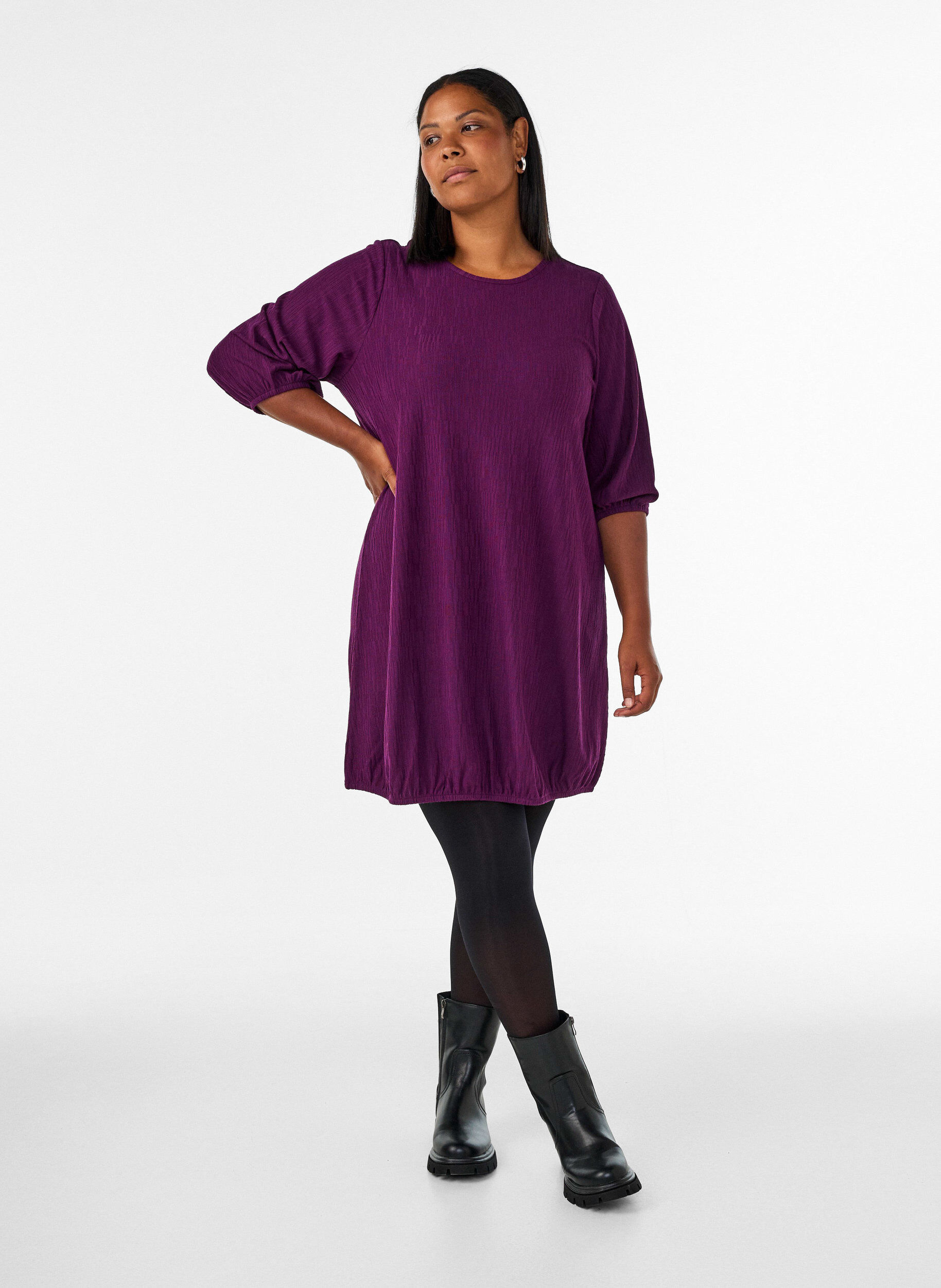 ZizzifashionDress with a balloon shape and structure, Red, Model image number 1